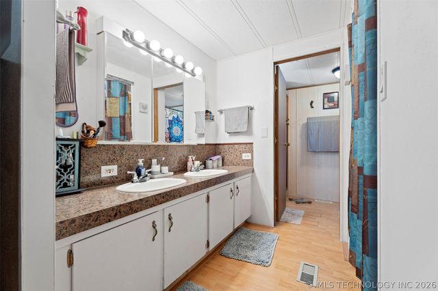 34850 S 539 Loop, Jay, OK 74346