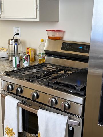 43618 Stanridge Avenue, Lancaster, CA 93535