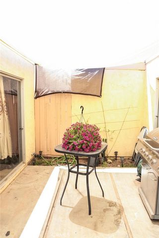 43618 Stanridge Avenue, Lancaster, CA 93535