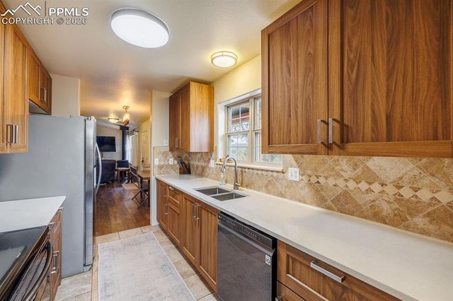 21 Shadowood Place, Woodland Park, CO 80863