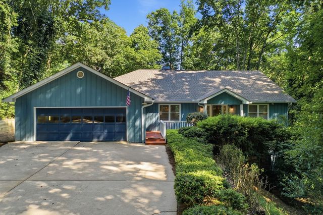 8170 Old Mill Drive, Gainesville, GA 30506