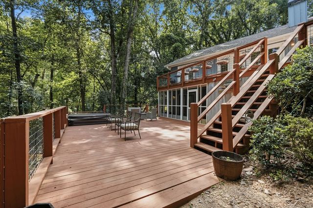 8170 Old Mill Drive, Gainesville, GA 30506