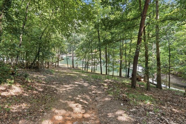 8170 Old Mill Drive, Gainesville, GA 30506