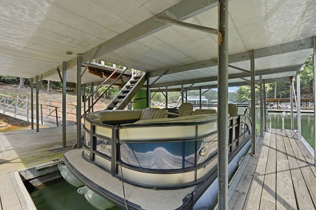 8170 Old Mill Drive, Gainesville, GA 30506