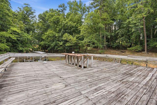 8170 Old Mill Drive, Gainesville, GA 30506