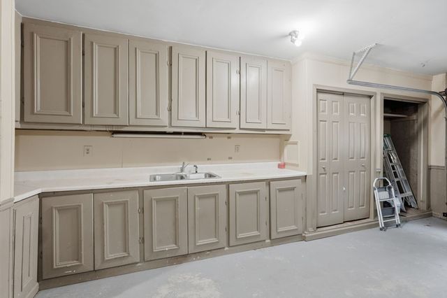 8170 Old Mill Drive, Gainesville, GA 30506