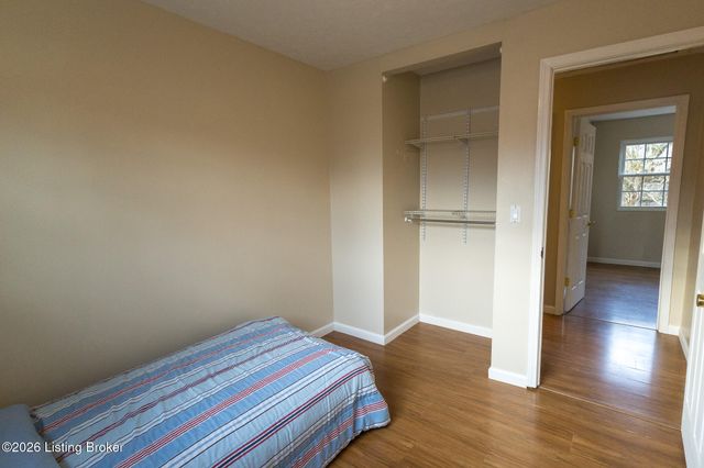 4601 Logby Pl, Louisville, KY 40272