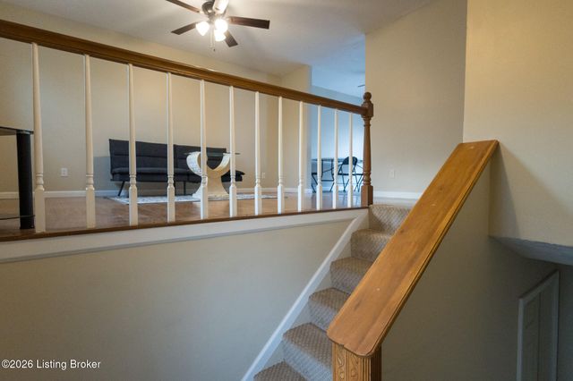 4601 Logby Pl, Louisville, KY 40272