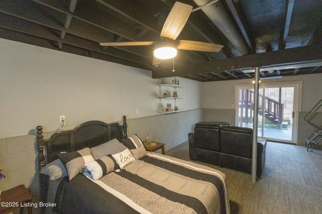 4601 Logby Pl, Louisville, KY 40272