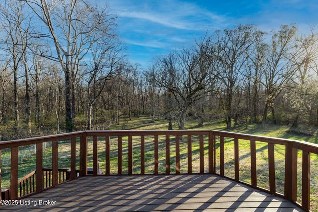 4601 Logby Pl, Louisville, KY 40272