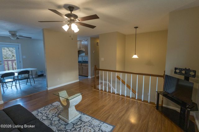 4601 Logby Pl, Louisville, KY 40272