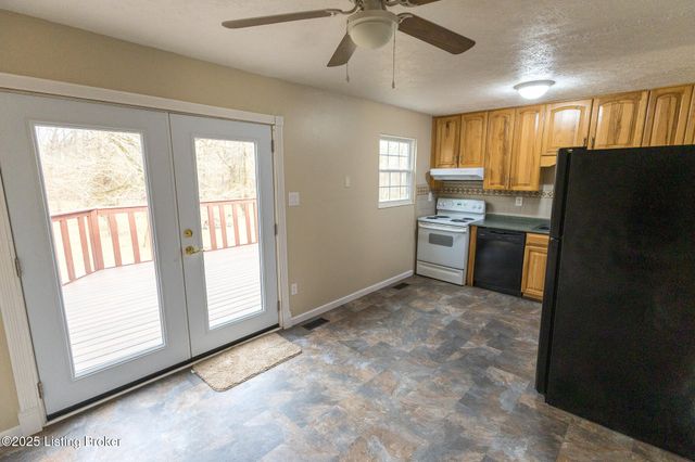 4601 Logby Pl, Louisville, KY 40272