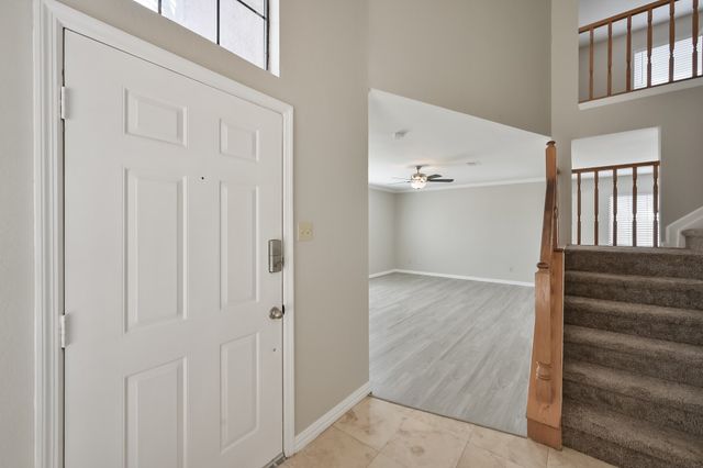 1521 Stratford Drive, Mansfield, TX 76063