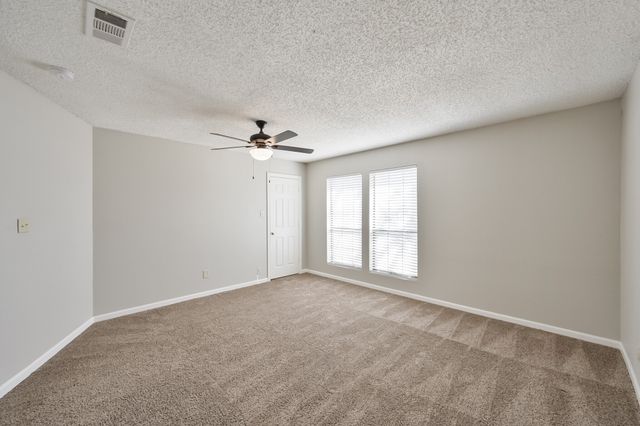 1521 Stratford Drive, Mansfield, TX 76063
