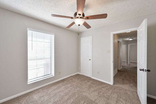 1521 Stratford Drive, Mansfield, TX 76063