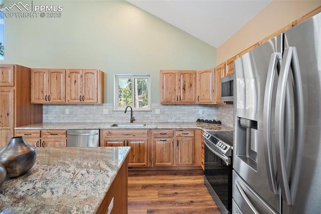 367 Cottonwood Lake Drive, Divide, CO 80814