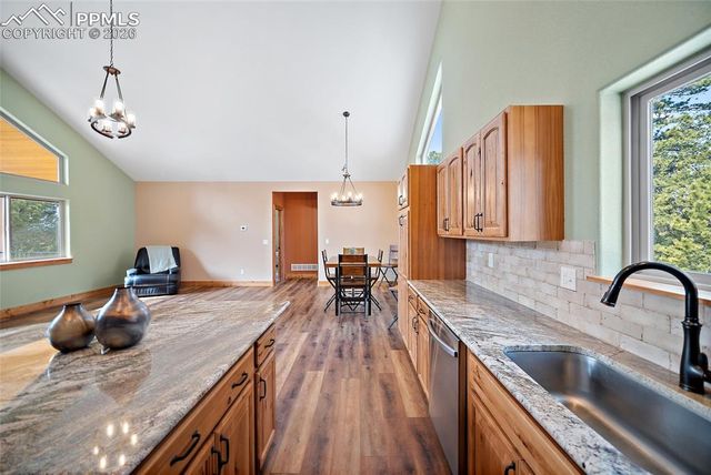 367 Cottonwood Lake Drive, Divide, CO 80814