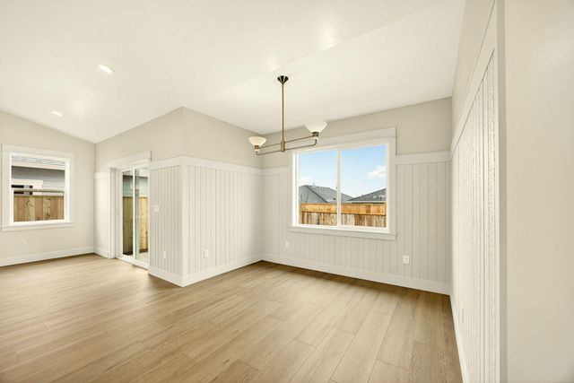 3743 Carlin Drive, Medford, OR 97504