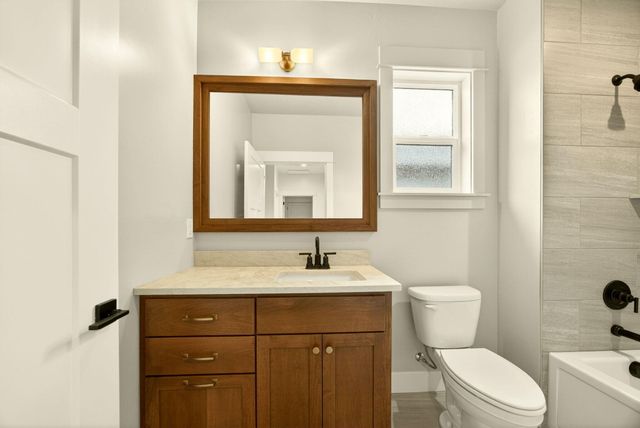 3743 Carlin Drive, Medford, OR 97504