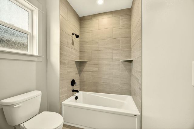 3743 Carlin Drive, Medford, OR 97504