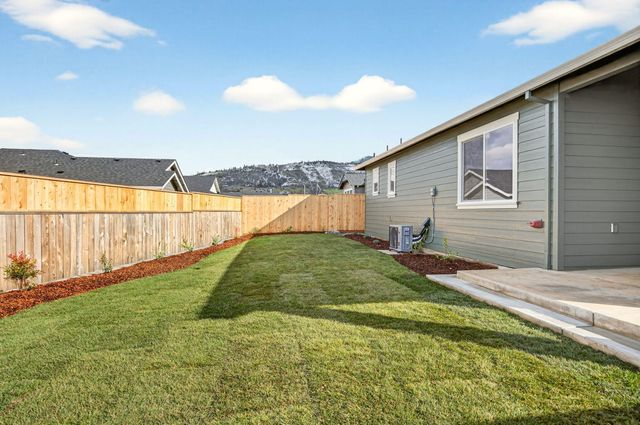 3743 Carlin Drive, Medford, OR 97504