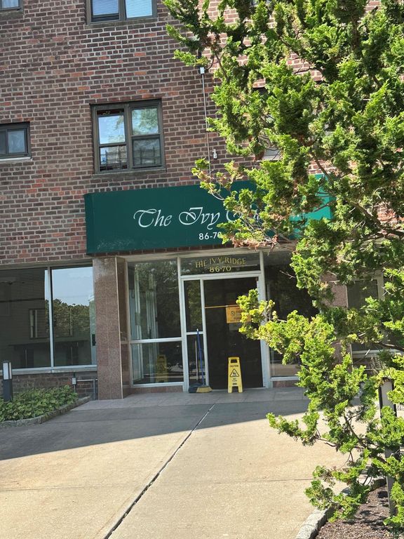 86-70 FRANCIS LEWIS BOULEVARD B65, Queens Village, NY 11427 — exterior