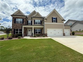 76 HIDDEN FIELDS Way, Hoschton, GA 30548