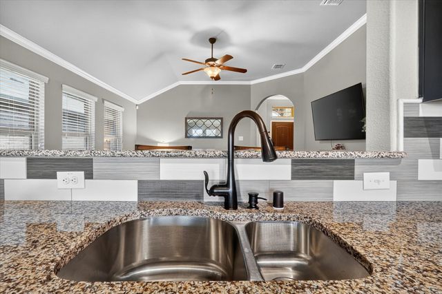 441 E Wishbone Lane, Fort Worth, TX 76052
