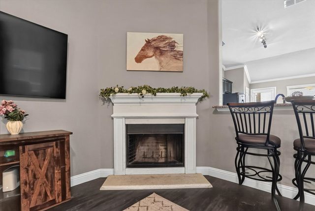 441 E Wishbone Lane, Fort Worth, TX 76052