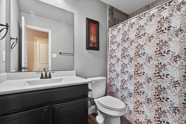 441 E Wishbone Lane, Fort Worth, TX 76052