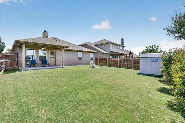 441 E Wishbone Lane, Fort Worth, TX 76052