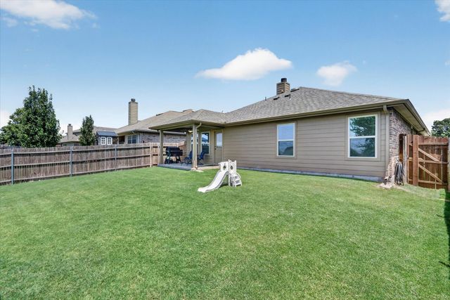 441 E Wishbone Lane, Fort Worth, TX 76052