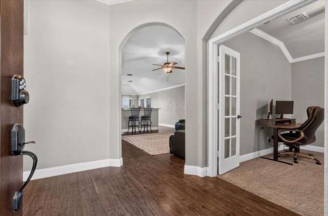 441 E Wishbone Lane, Fort Worth, TX 76052