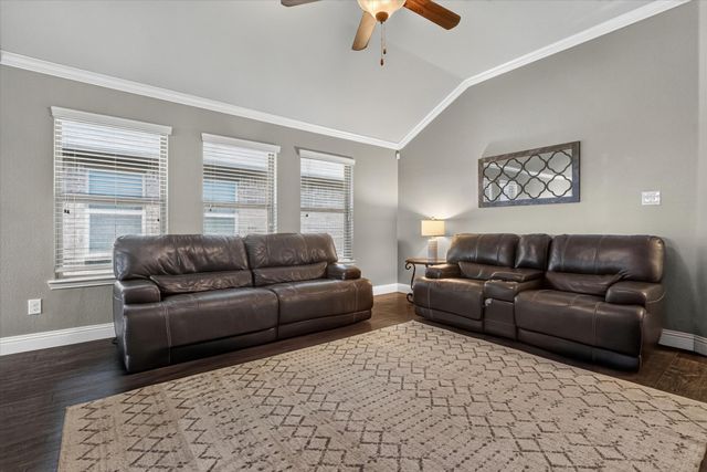 441 E Wishbone Lane, Fort Worth, TX 76052