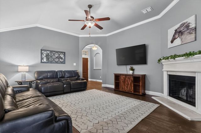 441 E Wishbone Lane, Fort Worth, TX 76052