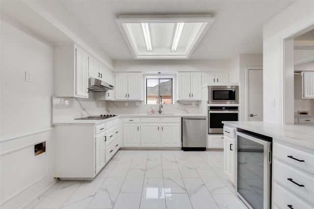 6621 Townlake Circle, Arlington, TX 76016