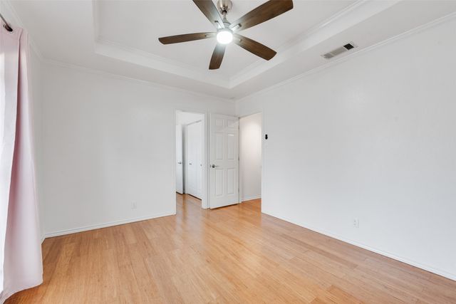 6621 Townlake Circle, Arlington, TX 76016