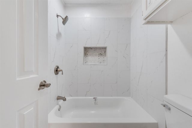 6621 Townlake Circle, Arlington, TX 76016