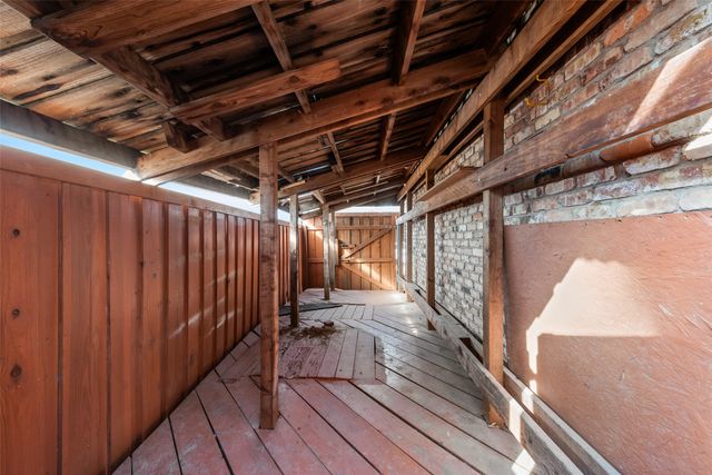 6621 Townlake Circle, Arlington, TX 76016