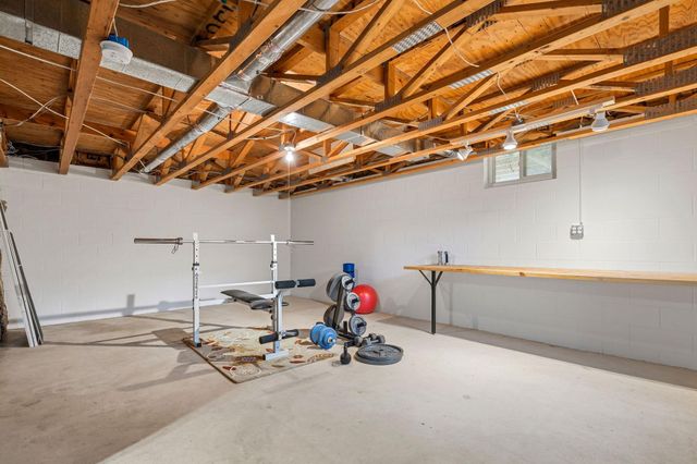 28080 Morgan Avenue, Lindstrom, MN 55045