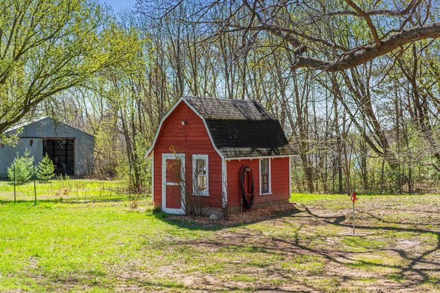 28080 Morgan Avenue, Lindstrom, MN 55045