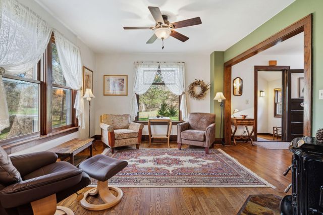 28080 Morgan Avenue, Lindstrom, MN 55045