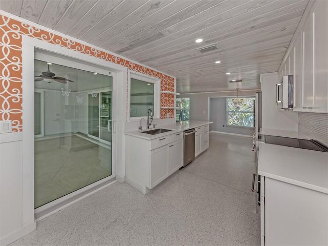 1255 YACHT CLUB DRIVE, Venice, FL 34293