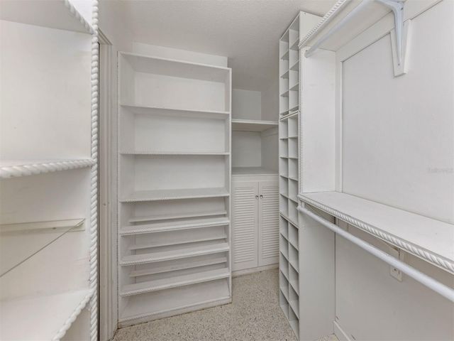 1255 YACHT CLUB DRIVE, Venice, FL 34293