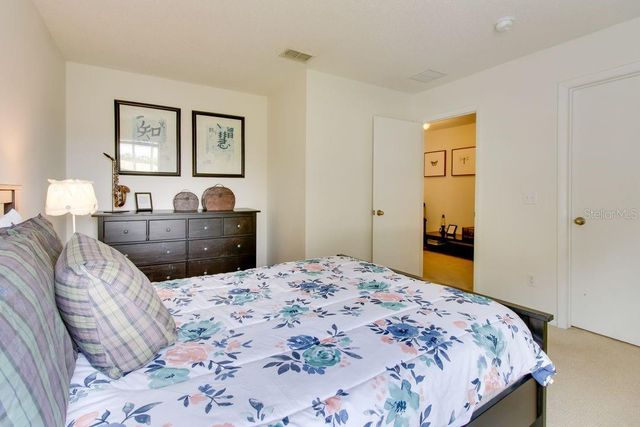 730 BLOOMINGDALE DR, Davenport, FL 33897