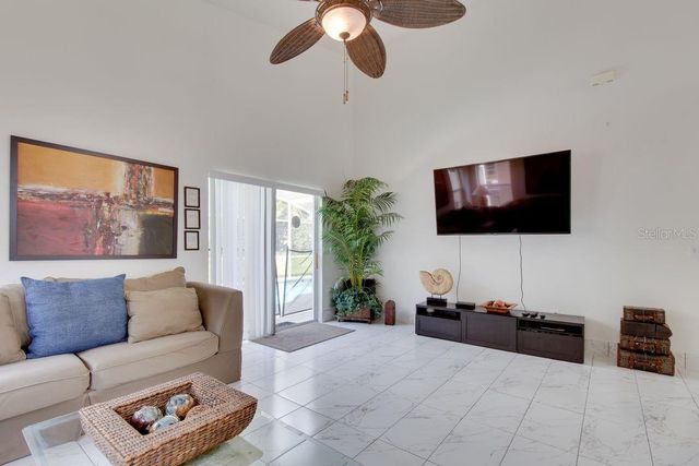 730 BLOOMINGDALE DR, Davenport, FL 33897