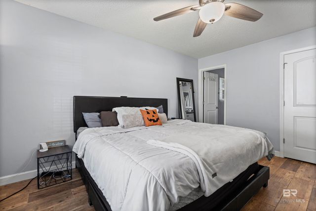 9228 Hammock Road, Elberta, AL 36530