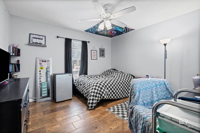 9228 Hammock Road, Elberta, AL 36530