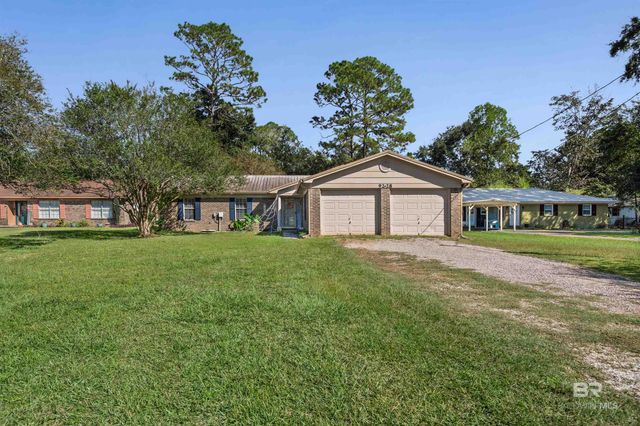 9228 Hammock Road, Elberta, AL 36530