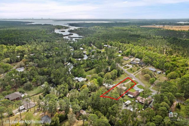 9228 Hammock Road, Elberta, AL 36530